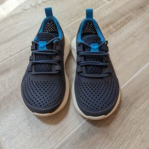 Crocs Boys Slip-on Sneakers